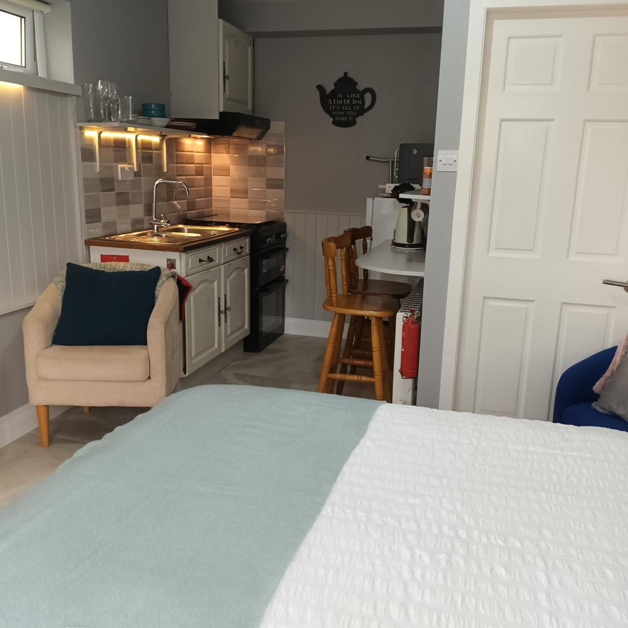 Kates Place Studio 1 Donegal Town Екстер'єр фото