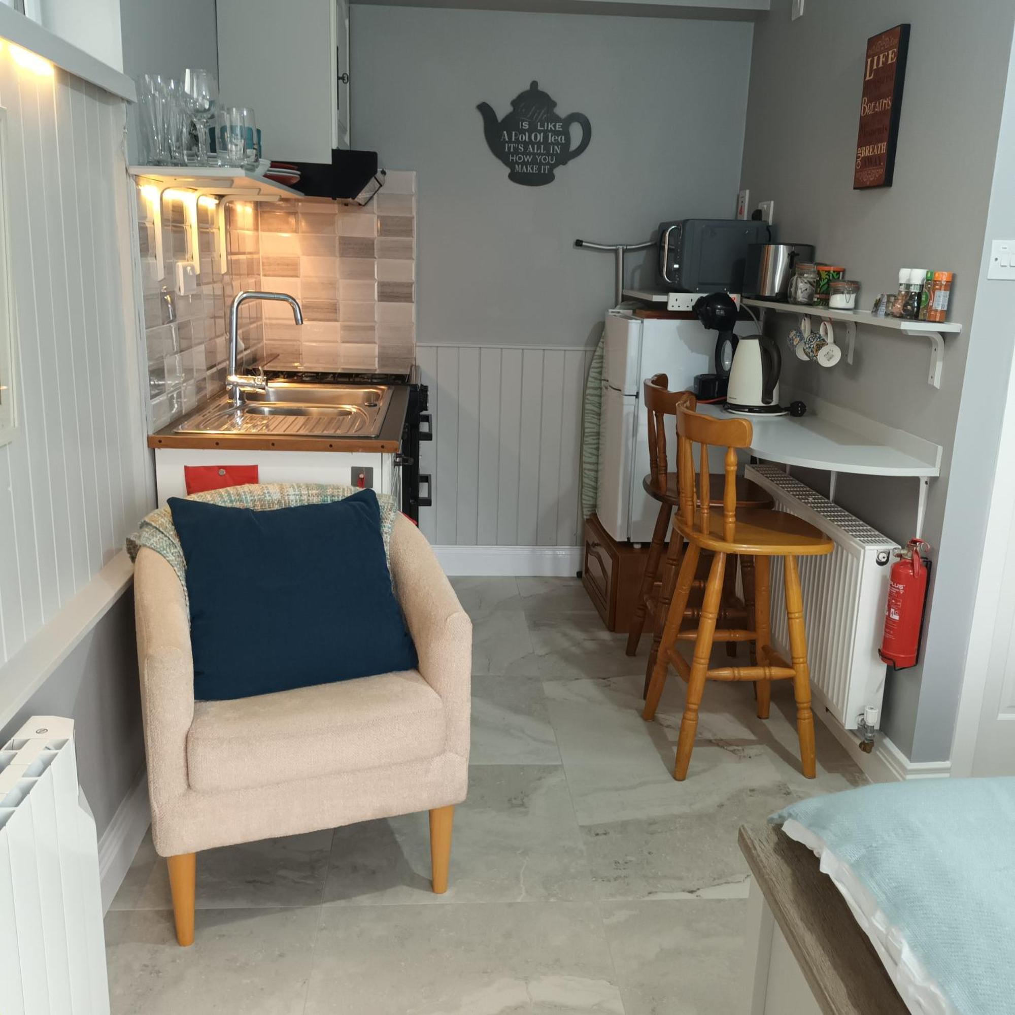 Kates Place Studio 1 Donegal Town Екстер'єр фото